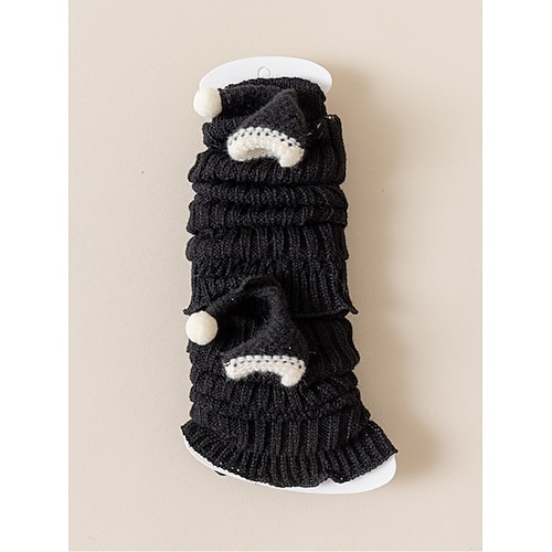 Rote, gerippte Weihnachtssocken für Kinder mit lustigem Elfenmotiv und Bommeln – Weihnachtsgeschenk, Wintermode für Kinder Image