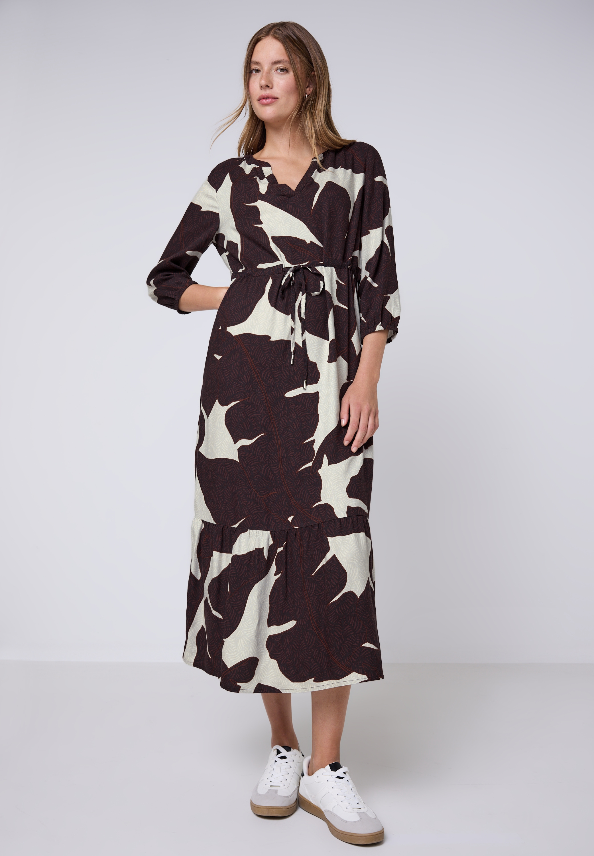 Maxikleid STREET ONE STUDIO, Damen, Gr. 44, EURO-Größen, rot (fudge rot), Stoff, 100% Viskose, bedruckt, comfort fit lang, Rundhals, elastischer Bund, Kleider Maxikleid, aus Viskose