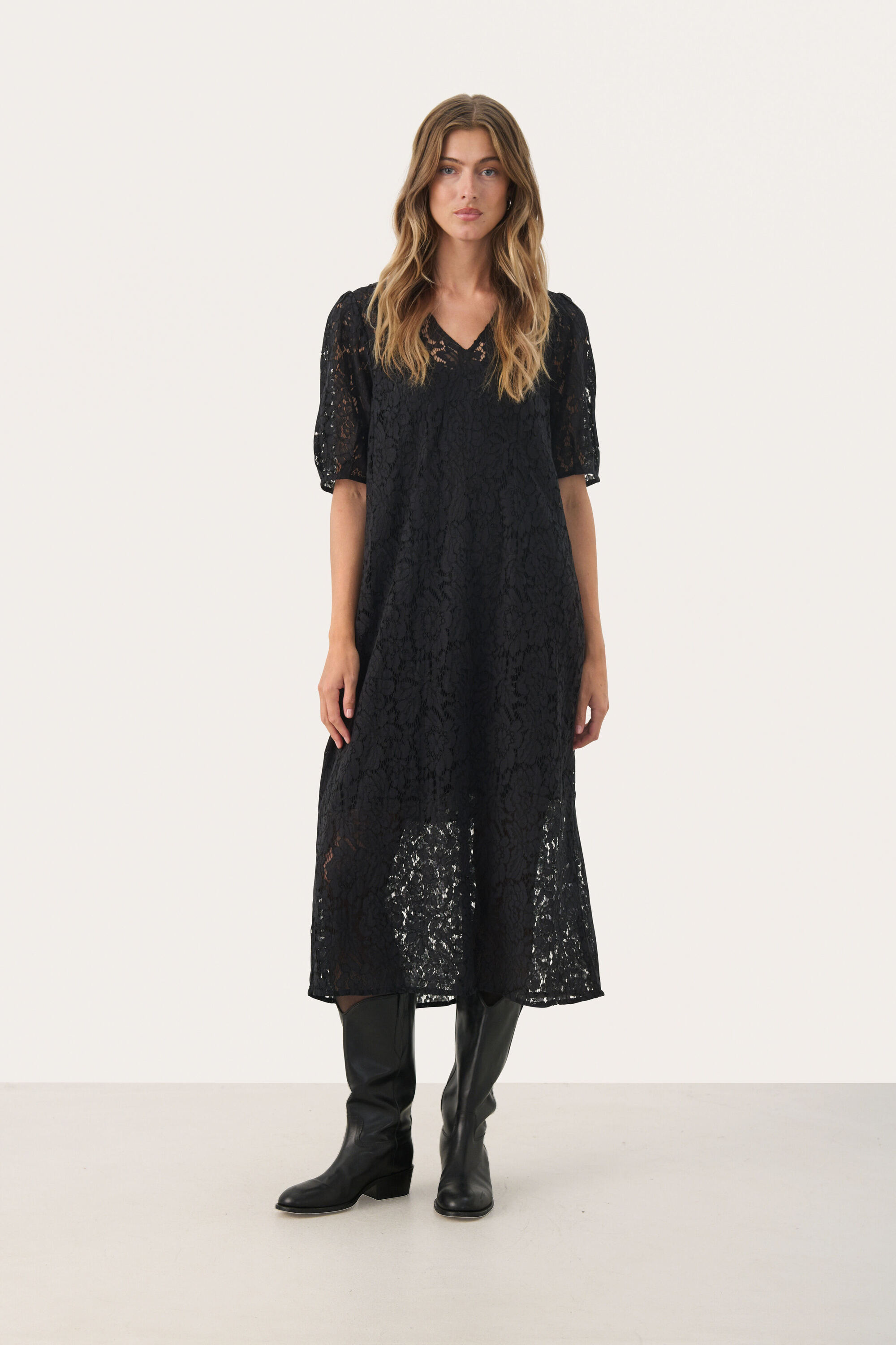 Kleid Gerade Passform black Image