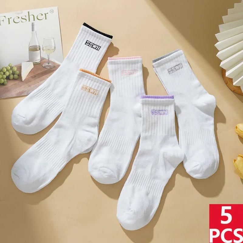 5 Paar trendige Splicing Mid-Tube-Damensocken, atmungsaktiv, schweißabsorbierend, sportlich, vielseitig, lässig, gestreift, Studentensocken Image
