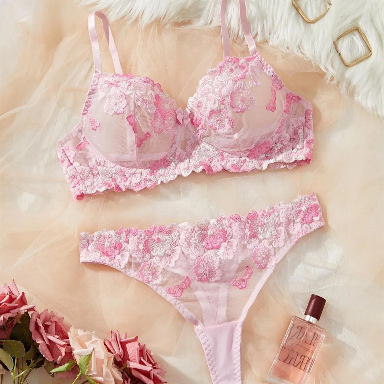 Japanische beliebte Kirschblüten rosa frische Blumenstickerei Blume mädchenhafter dünner Cup-BH sexy Premium-BH-Set Image