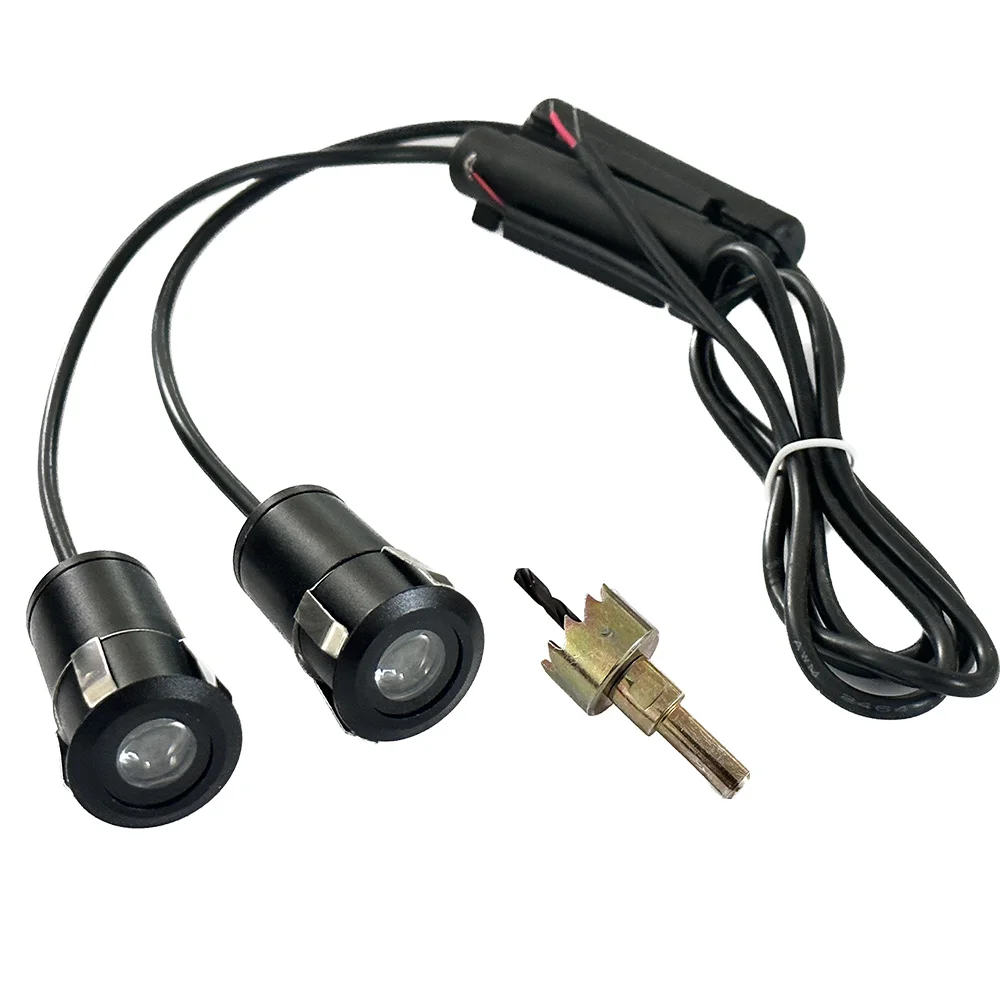 2 pezzi logo LED per auto fantasma ombra luce notturna universale porta auto distintivo benvenuto logo luce proiettore laser HD lampade kit di accessori