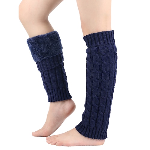 Weihnachtliche Strick-Beinstulpen für Damen, erhältlich in verschiedenen Farben, kuschelig und stylisch, perfekt für die Wintermode und als Weihnachtsgeschenk. Image