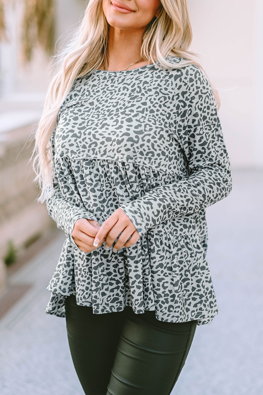 Gestufte Bluse mit Leopardenmuster Image
