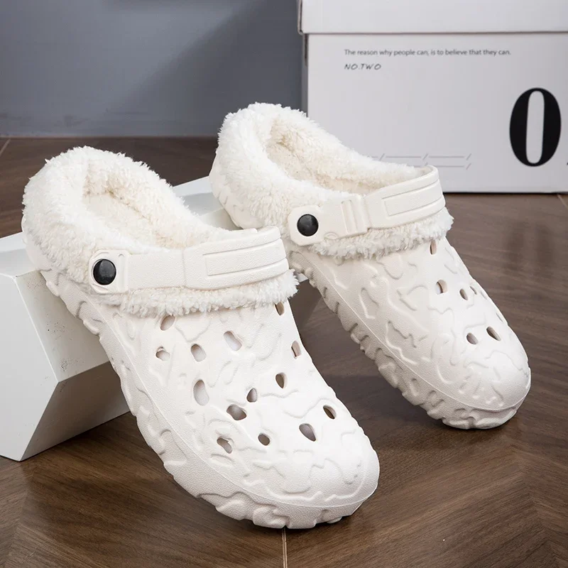 Winter Frauen Clogs Baumwolle Hausschuhe Frauen Warme Baumwolle Schuhe Kurze Plüsch Hausschuhe Outdoor Home Flauschigen Clogs Männer Große Größe 46