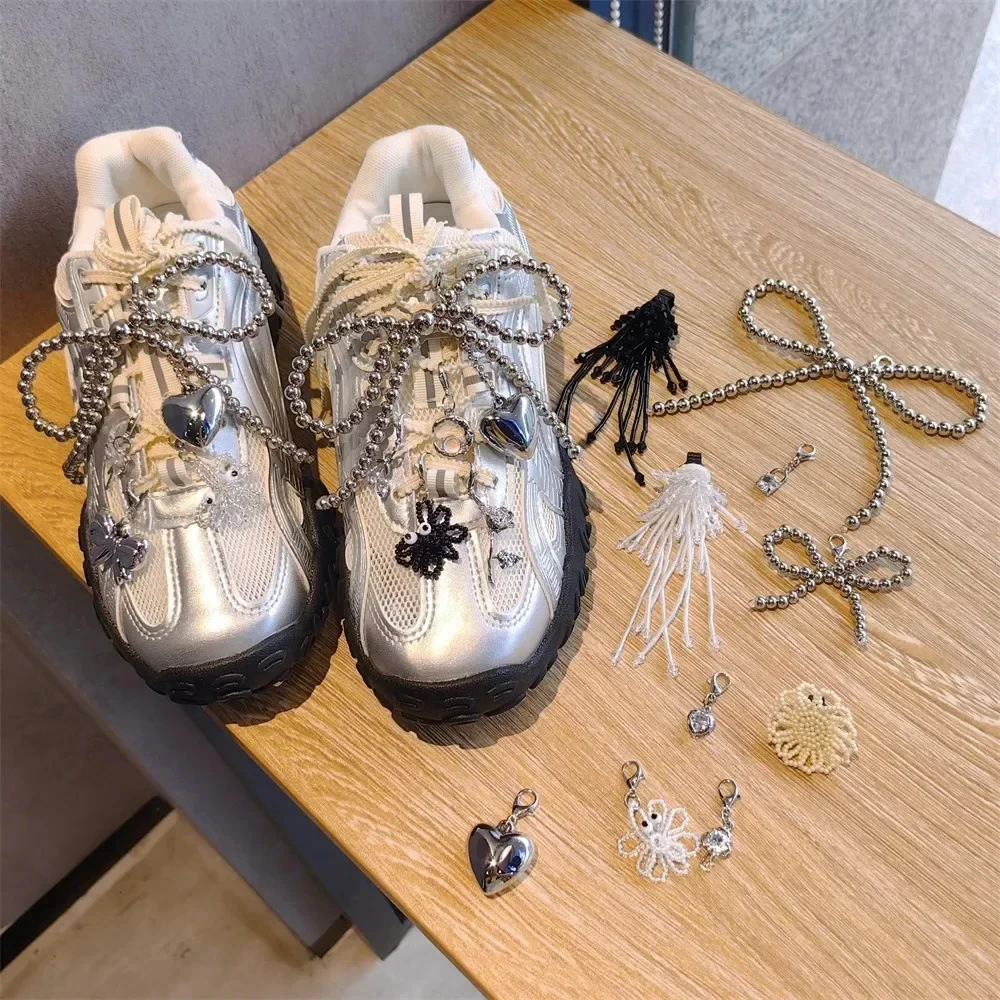 Neue Schnürsenkel Charms für Turnschuhe Mode Silber Perle Bogen Anhänger Edelstein Schuh Dekorationen Schnalle Mädchen Herz Schuh Charme 1PCS