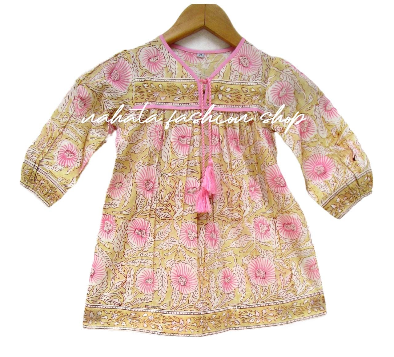 Abito lungo estivo per bambine in cotone con stampa floreale a blocchi di colore - scollo a V con nappa, abito lungo boho per bambine - abito per bamb
