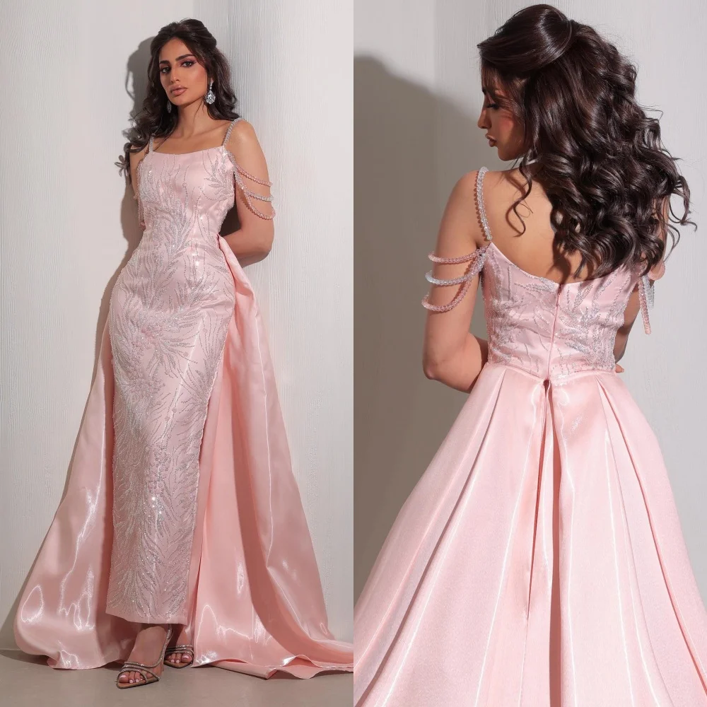 Maßgeschneiderte glitzernde Pailletten-Faltenmuster, gerade Midi-Kleider mit Spaghettiträgern, maßgeschneiderte Anlässe, hohe Qualität Image