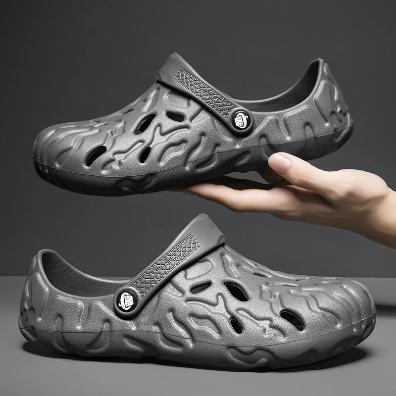 Neue Herren Clogs Hausschuhe Sommer Hausgarten Schuhe Bequeme Sandalen Männer rutschfeste weiche Unterseite Flip Flop Hausschuhe Große Größe 48 49