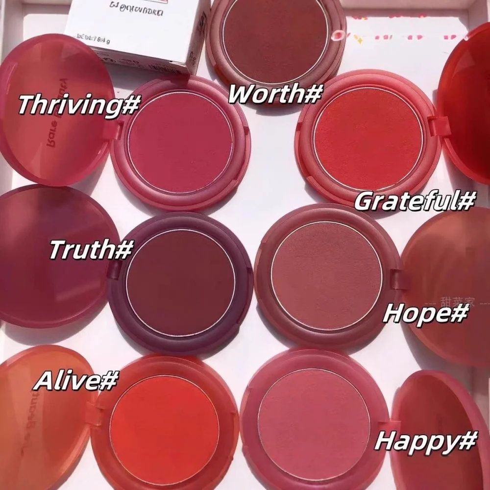 Rare Beauty Soft Pinch Matte Bouncy Cushiony Cream-to-Powder Blush Luftiges und leichtes Soft Pinch Liquid Blush Natural Flush Image