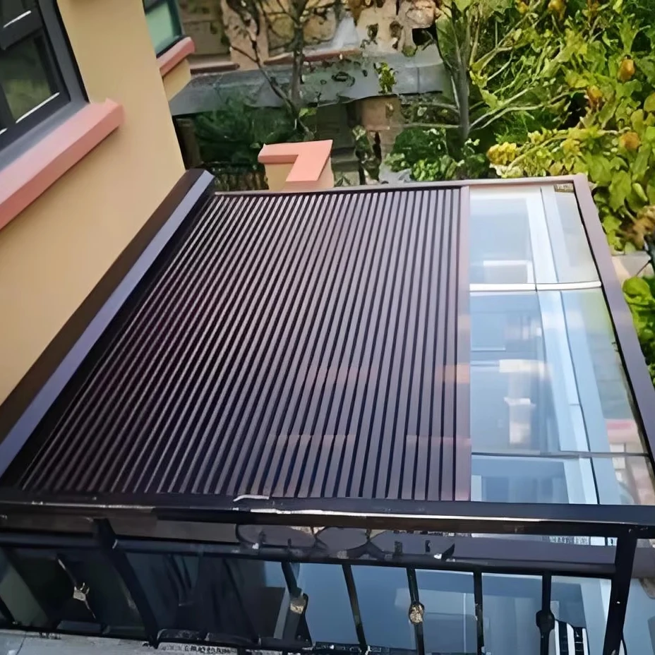 Modernes Design, einziehbare Markise für den Außenbereich, Aluminiumjalousien, winddichte Rollen, Dach, elektrische Terrasse, Deckenjalousien, Ex