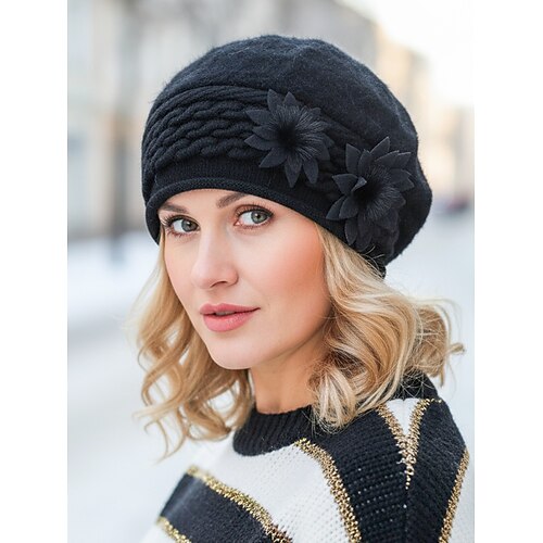 Damen-Winter-Baskenmütze mit 3D-Blumenmuster – weiches Kunstfell mit Fleecefutter, stilvolles Strickdesign, in verschiedenen Farben erhältlich, perfekt für kaltes Wetter und die Feiertage Image