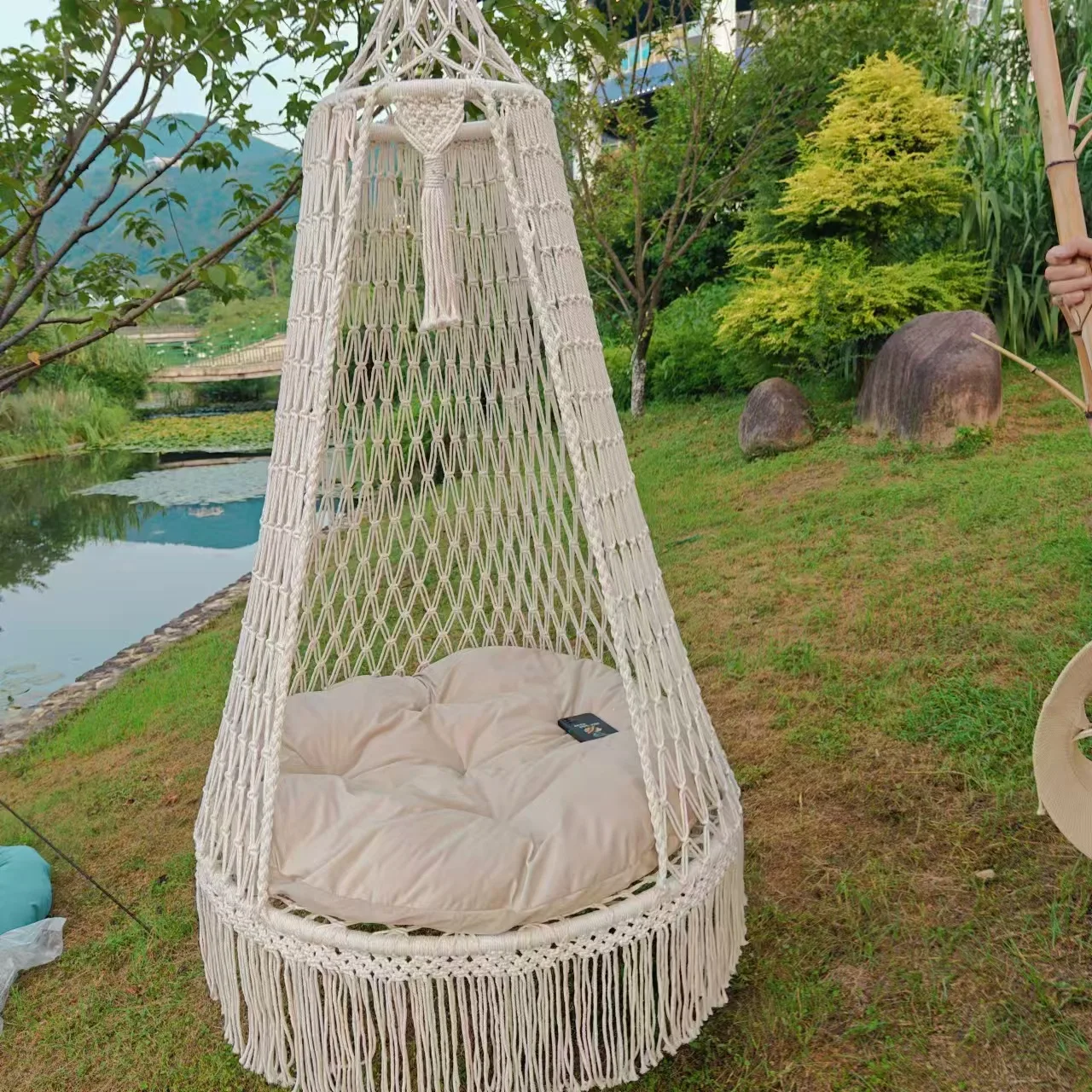 Handgefertigter Hängesessel mit Fransen, Boho-Hängematte mit Hofschaukel