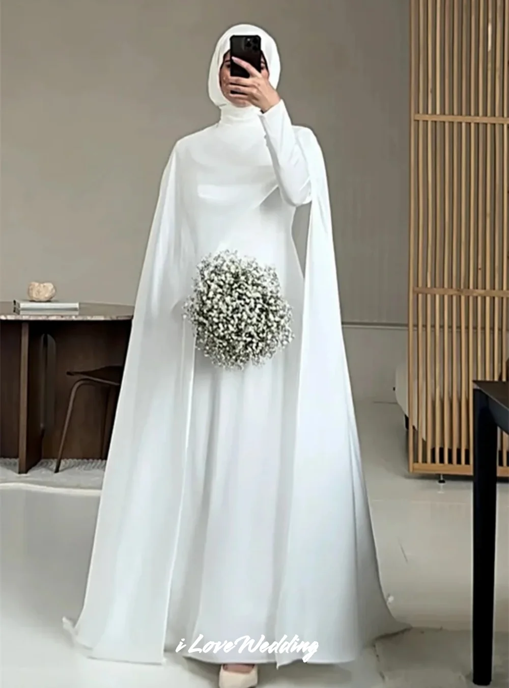 Einfache High Neck Brautkleider 2025, langärmelig, arabische Brautkleider, muslimischer Schal, bodenlang, nachgestellte Plissee, individuell gestaltet Image