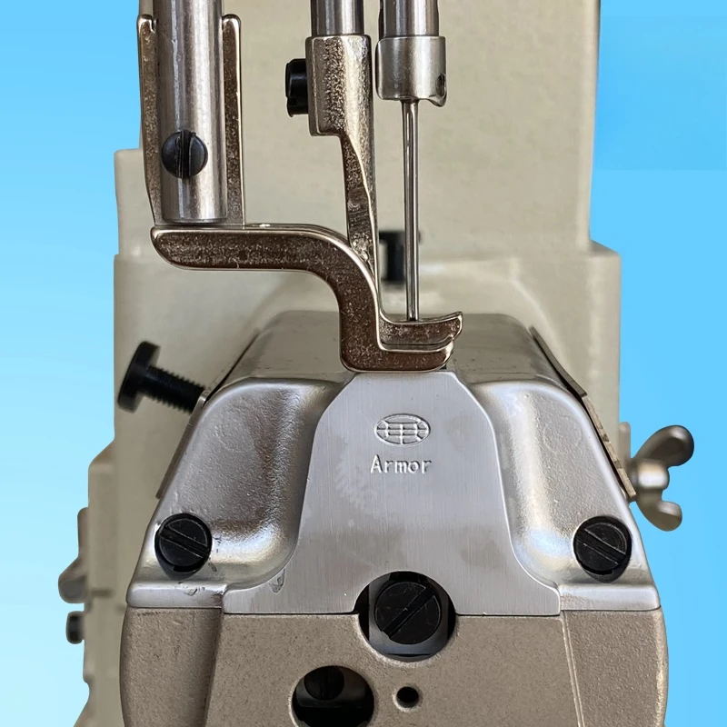 341-DU-Nähmaschine mit hohem Auto, geändert in eine superkleine Öffnung, Nadelplatte, Zahnanpassung, Kelly Bag Industrial-Nähmaschine Image