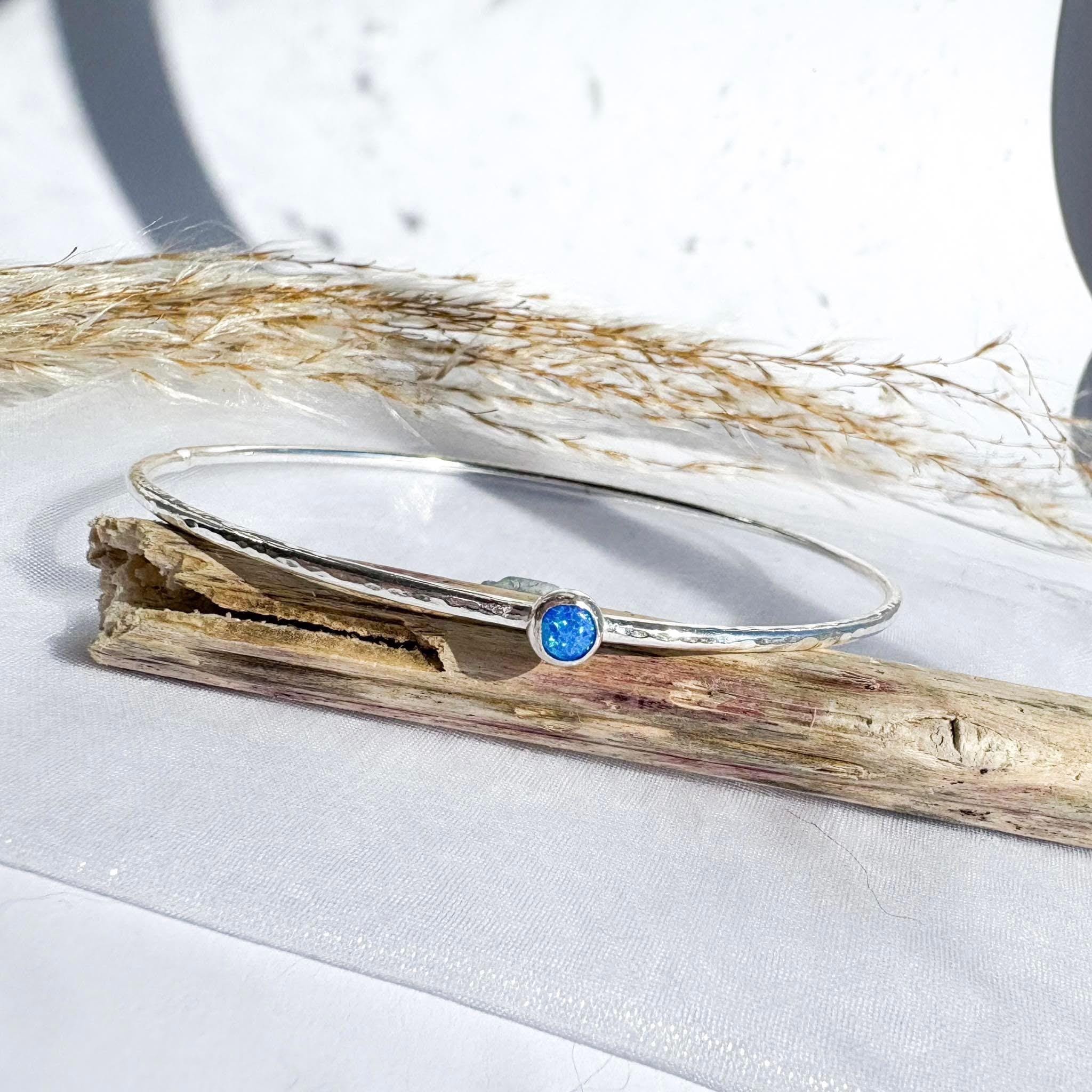 Bracciale in argento sterling / Bracciale in opale blu / Argento sterling 925 / Gioielli in opale / Bracciale in opale / Regali per lei / Bracciale in
