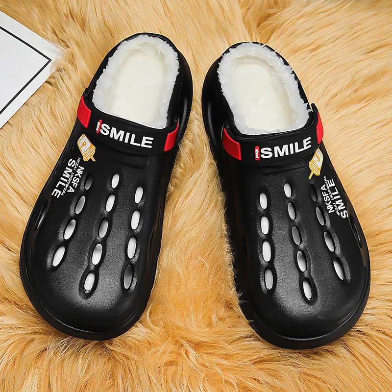 Winter Männer Hausschuhe Warme Pelzigen Garten Schuhe Weiche Indoor Hause Baumwolle Schuh EVA Plüsch Rutschen Casual Outdoor Bequeme Pelz Clogs