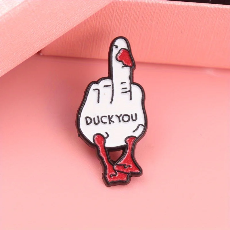 Freche Entenhand „DUCK YOU“ Emaille-Anstecknadel – Edgy Humor-Zubehör mit rotem Schnabel und Mittelfingergeste Image