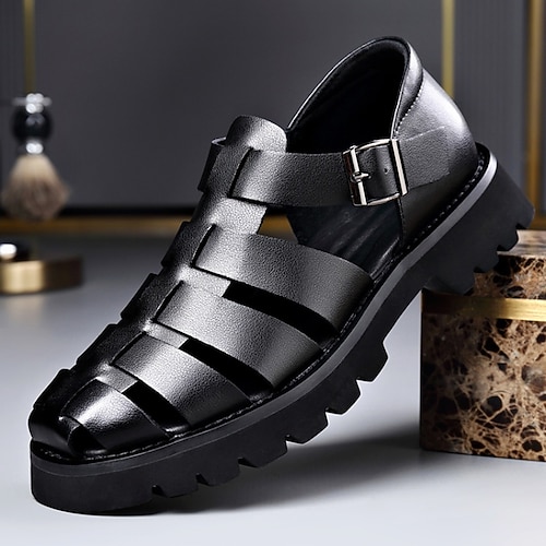 Weiße Herren-Sandalen mit Riemchen und verstellbarer Schnalle – bequemes, modisches Schuhwerk für Sommer, Outdoor-Aktivitäten und Freizeit. Image