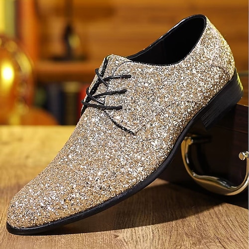 Glitzernde Herrenschuhe – goldfarben, formelles und elegantes Design, perfekt für besondere Anlässe und Abendveranstaltungen Image