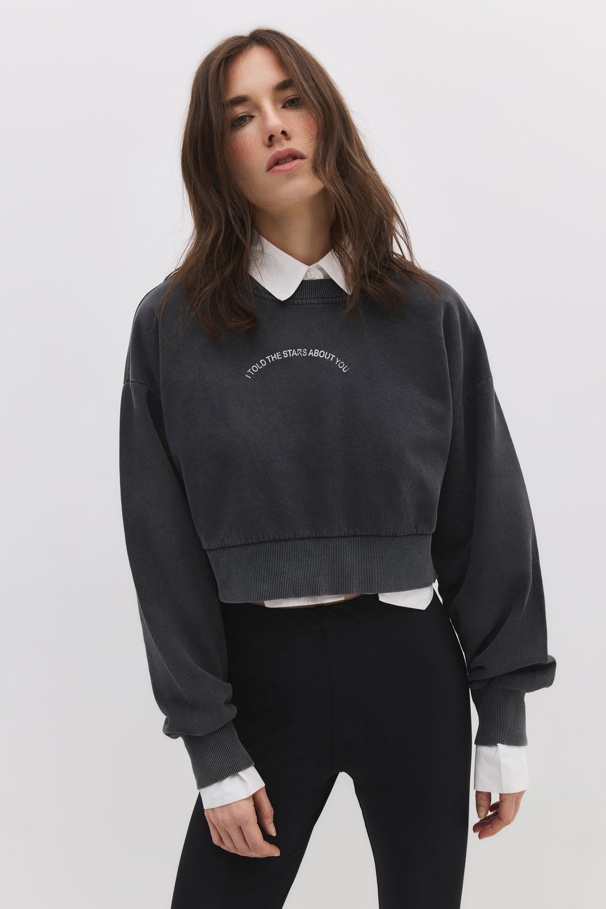 Sweatshirt mit Steinstickerei Image
