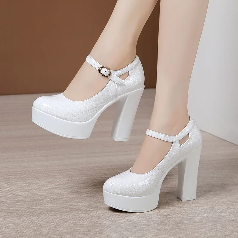 9cm 12cm Kleine Größen 32-43 Flache Plateau-Pumps mit Dicker Sohle Damenschuhe 2026 Blockabsatz-Schuhe für Modelle Party Hochzeit