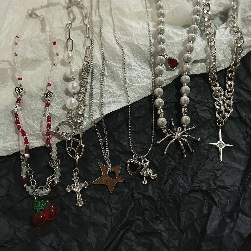 Retro Gothic Kreuz Kirsche Sommer Anhänger Juwel Halskette Silber Farbe Punk Schmuck Mode Charme Aussage Y2k Schmuck