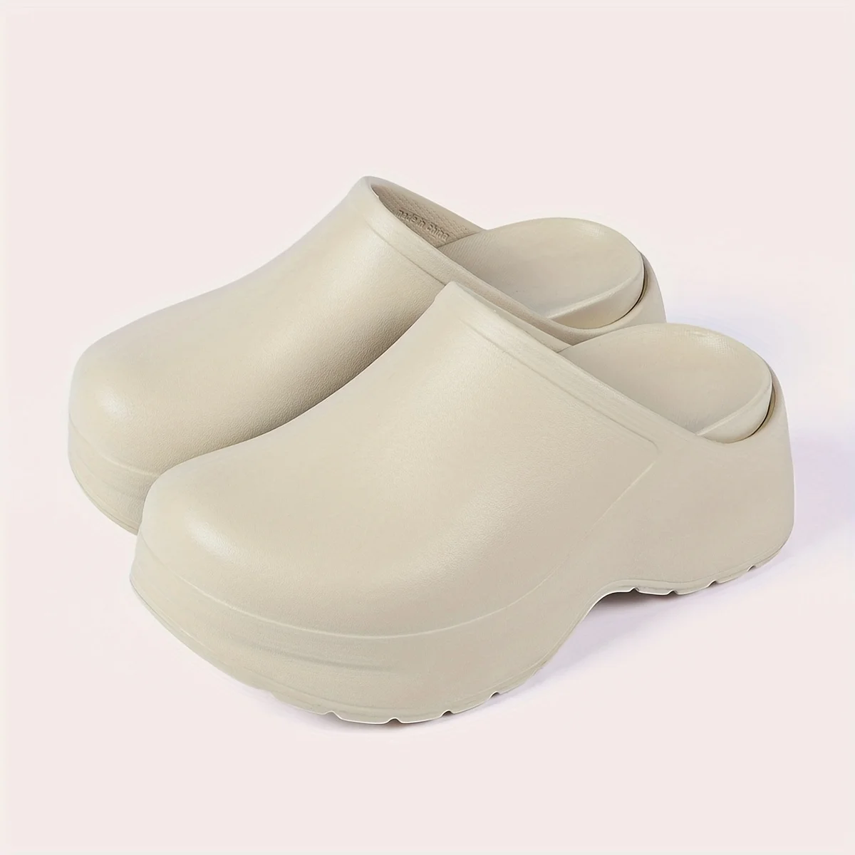 Einfarbige Damen-Pantoletten mit geschlossener Zehenpartie, Clogs, atmungsaktive Seitenöffnungen, EVA-Designer-Schuhe mit dicker Sohle