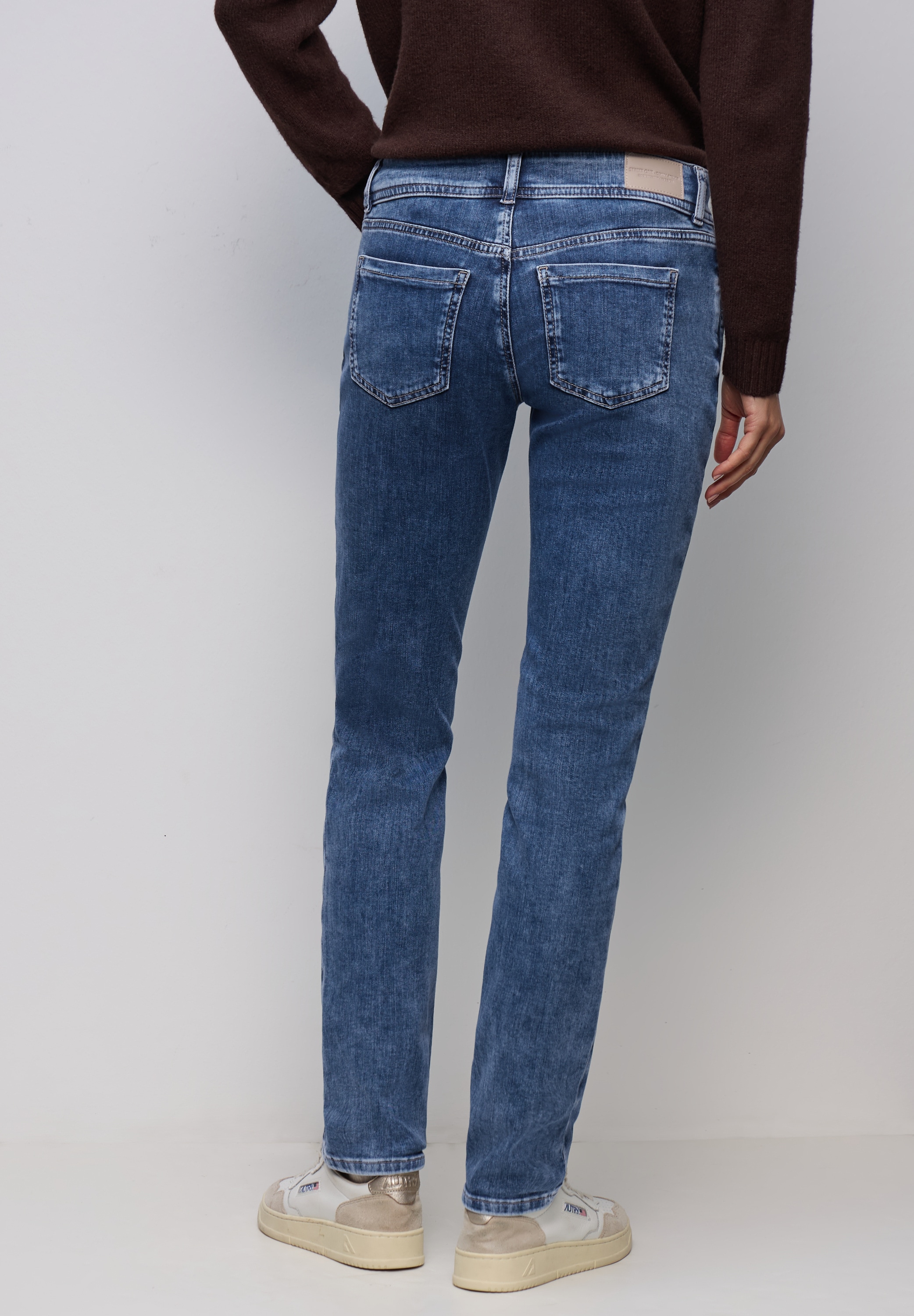 Comfort-fit-Jeans STREET ONE, Damen, Gr. 27, Länge 32, light blau authentic washed, Jeans, 76% Baumwolle, 18% Lyocell, 4% Elastomultiester, 2% Elasthan, unifarben, knöchellang, Jeans