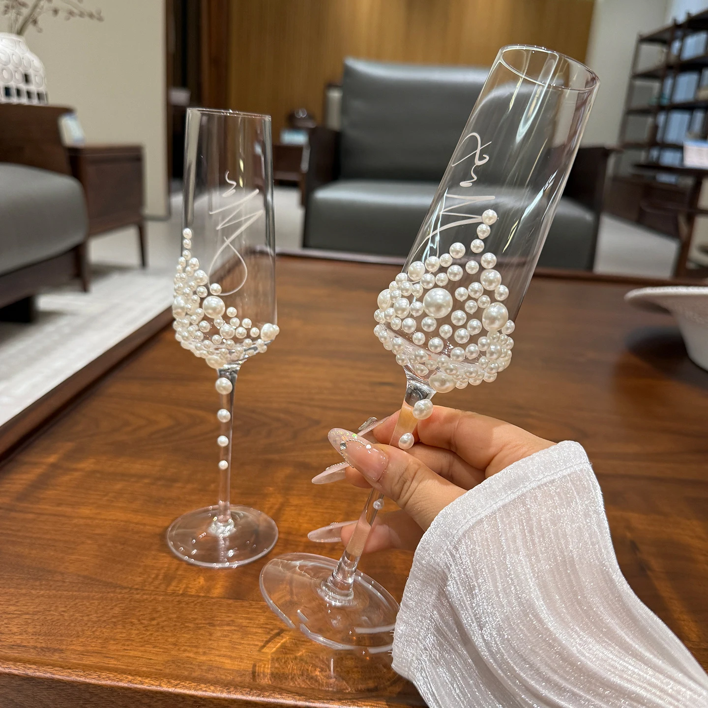 2PCS Weiße Perle Champagner Gläser Luxuriöse Funkelnde Wein Gläser Stilvolle Süße Wein Gläser Cocktail Stem Gläser Image