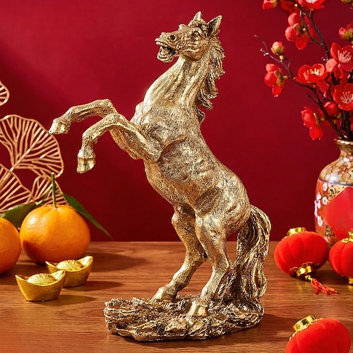 Goldene springende Pferdefigur aus Kunstharz, handbemalt, Tischdekoration, Dekoration für das chinesische Neujahr, Festtagsdekoration, Pferdefigur als Geschenk für festliche Anlässe Image