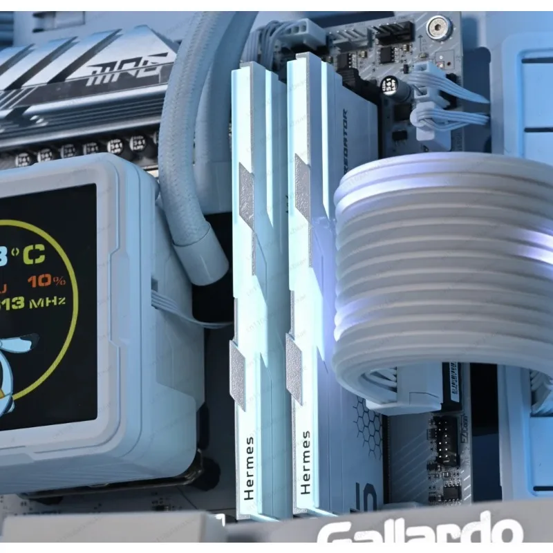 High-End Gaming PC AMD R7 9800X3D RTX 5090 32GB DDR5 2TB NVMe M2 SSD Win 10 Panoramic Desktop