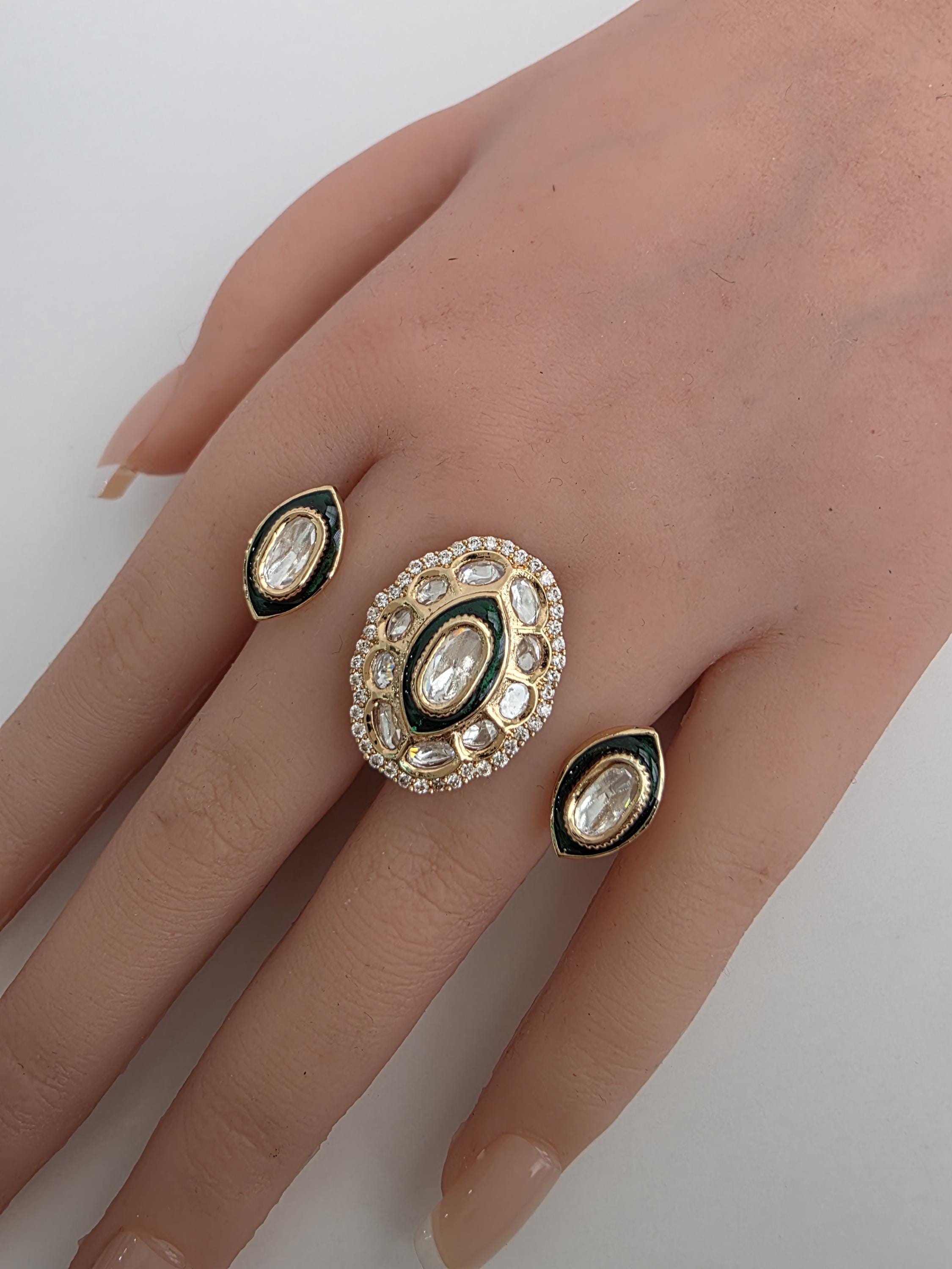 Anello Kundan con moissanite fine verde da sposa/Anello regolabile a due dita/Anello importante, Gioielli indiani/Anello a due dita, Anello da cocktai
