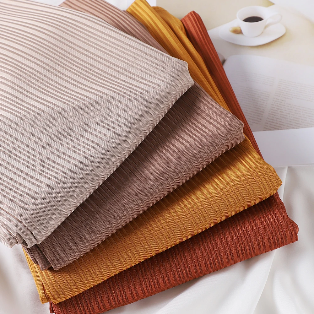 Gerippter Jersey-Hijab, muslimischer schlichter Schal, Krepp-Hijab-Schal, weiche islamische Tücher, Wraps, Stirnband, Voile, Femme Musulman Image