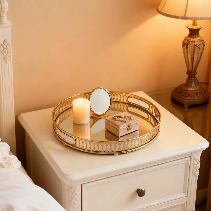 Goldene dekorative Aufbewahrungsschale, moderne runde Schüssel, Metall, Glas, Dekor, Servierteller für Zuhause, Wohnzimmer, Tisch, Edelsteintabletts