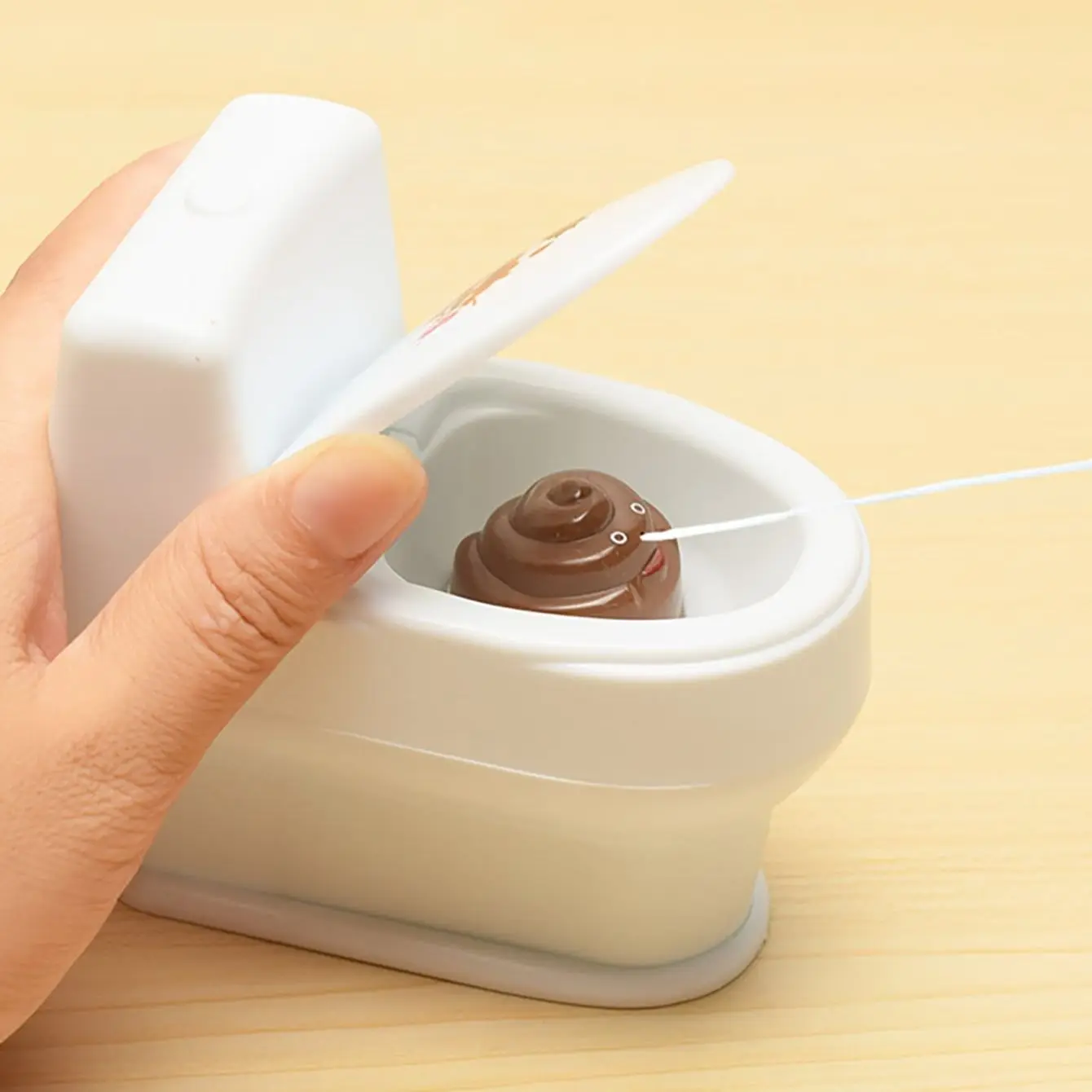 Funny Puppy Spray Prank Toy, Mini Novel Toilet Toy, Joke Toilet Spray Gun Simulation Prank Funny Puppy Spray Prank Toy, Mini Novel Toilet Toy, Joke Toilet Spray Gun Simulation Prank