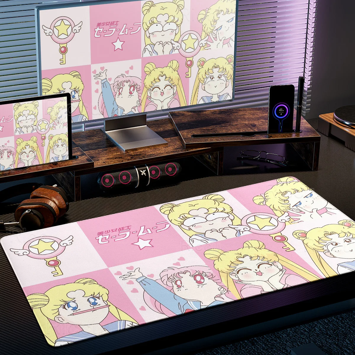 Kawaii Sailor Moon XXL Niedliches Mauspad Rosa Schreibtischunterlage Pc Gamer Rutschfeste HD-Gaming-Tastatur Bürozubehör Japanischer Anime-Teppich Image