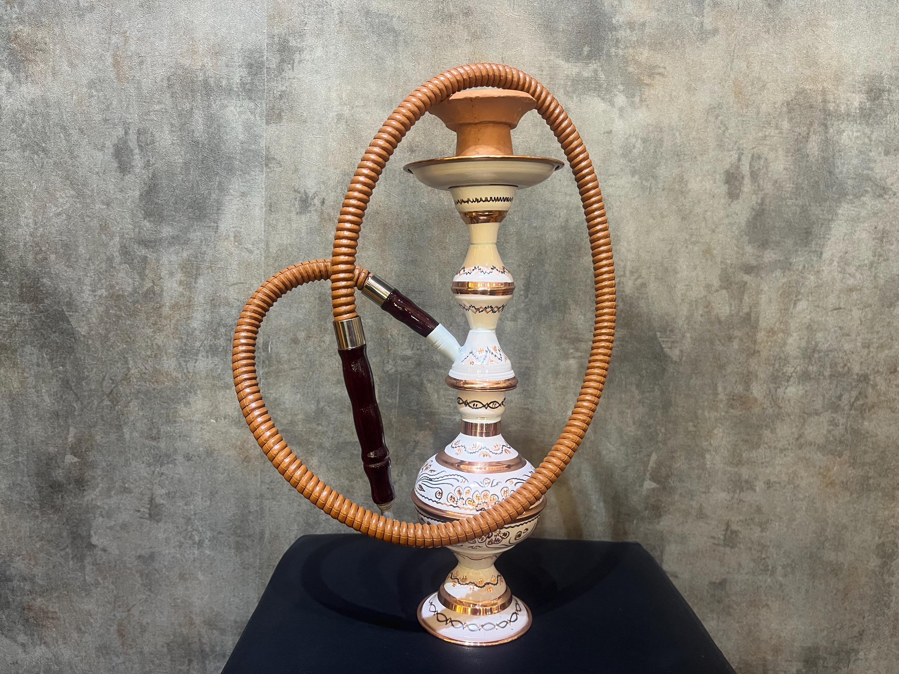 Set di narghilè bianco intarsiato, narghilè in rame dipinto, shisha inciso a mano, narghilè decorativo, regalo fatto a mano per la casa, regalo di alt