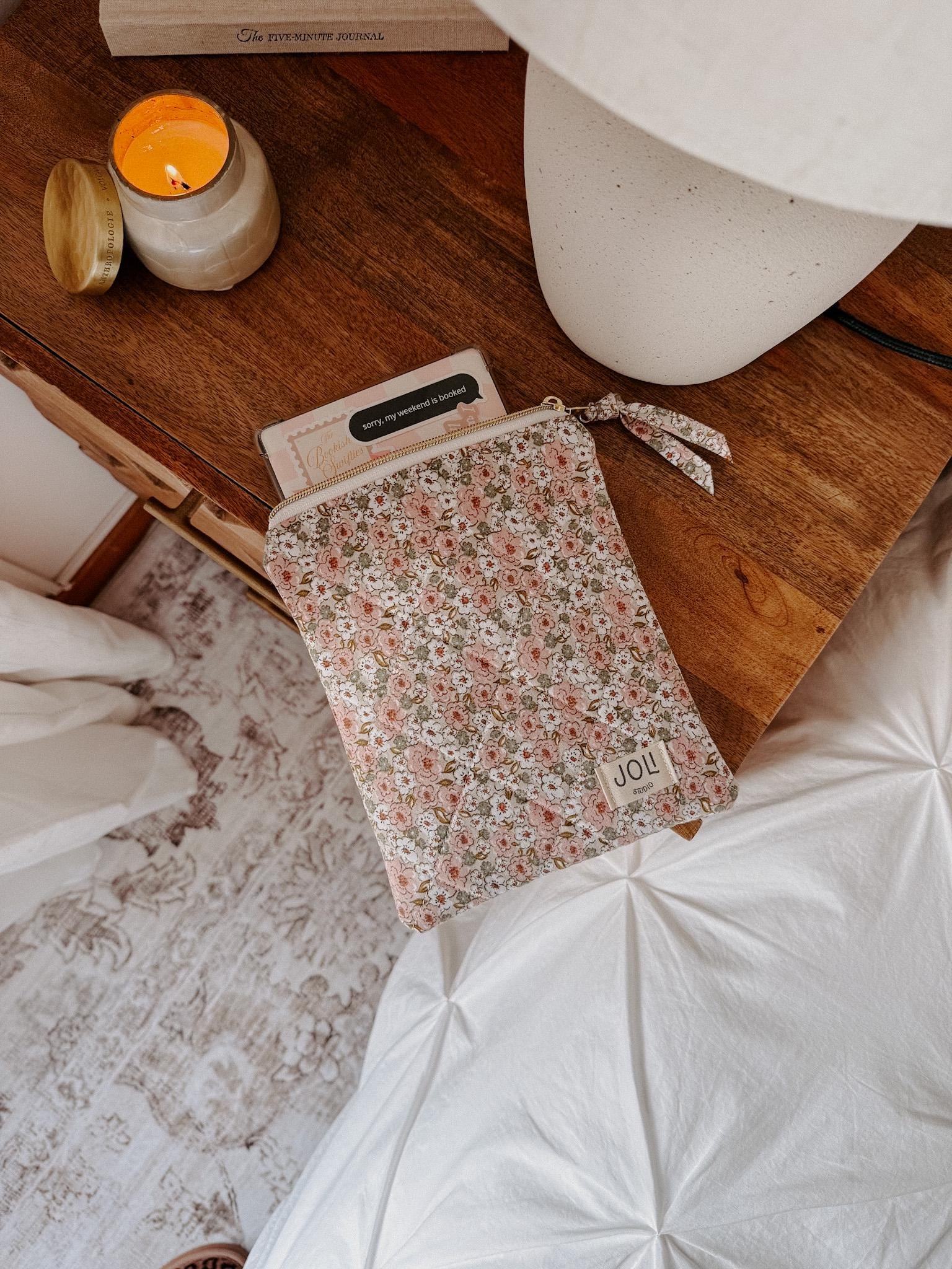 Housse pour Kindle Ivy | Couverture florale pour Kindle | Pochette blanche papier pour Kindle | Housse pour liseuse | Pochette pour liseuse| Cadeau de