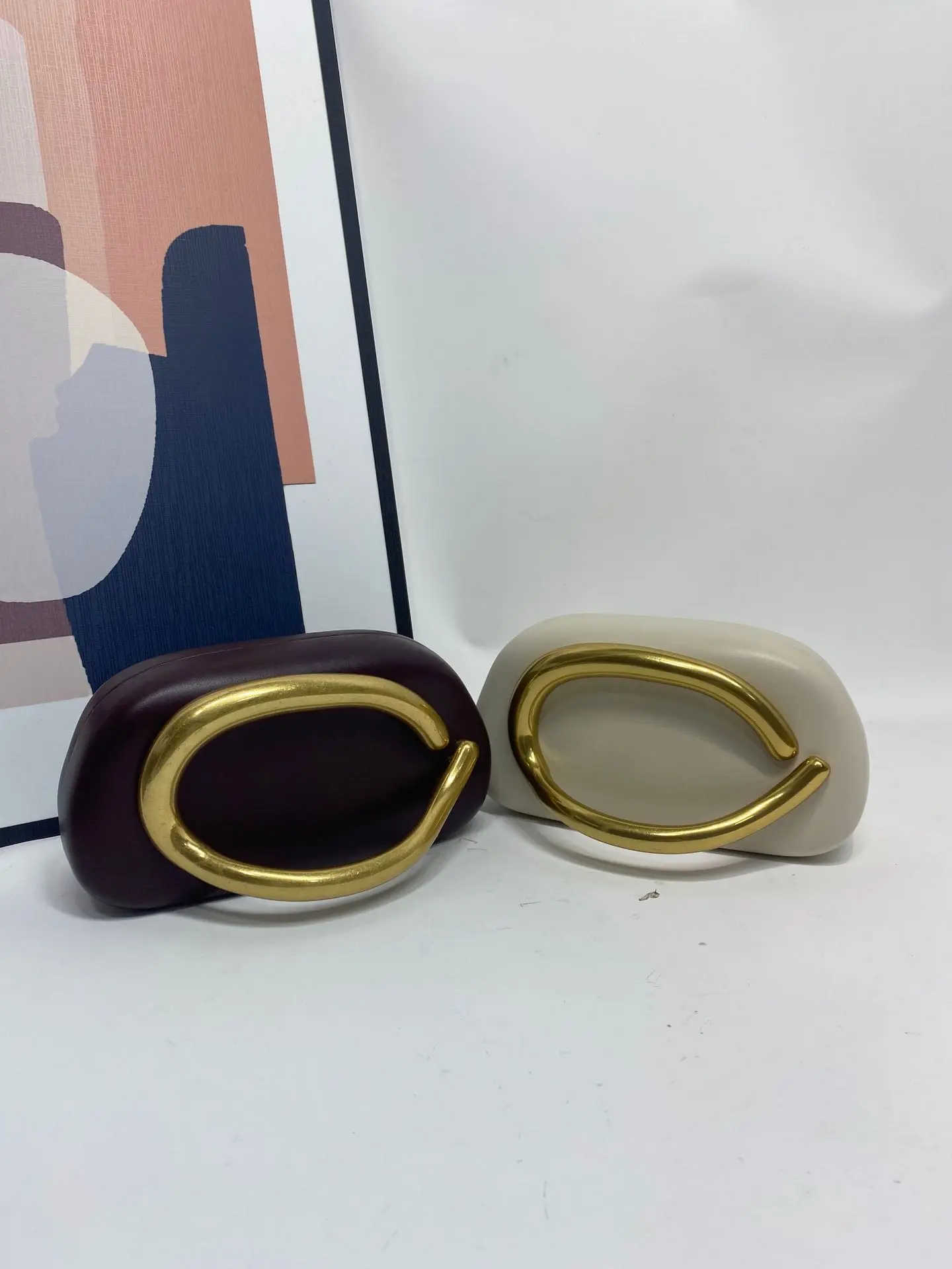 Große Gold Metall Verschluss Clutch Abendtaschen für Frauen Luxus Designer Handtasche und Geldbörse Vintage Oval Box Kette Riemen Schulter