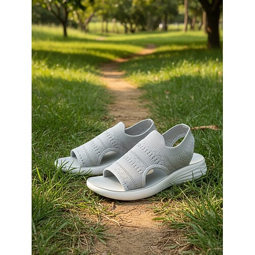 Rosa Stricksandalen für Damen mit leichter Sohle – bequeme Sommerschuhe zum Hineinschlüpfen für Strand und Freizeit Image