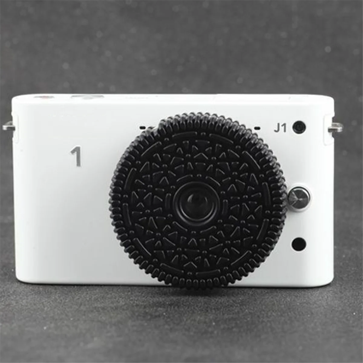 Nikon spiegelloses Objektiv 32 mm F10 Free Focus Pancake-Objektiv für Kameras der Nikon 1-Mount J1J2J3J4J5S1S2-Serie Image