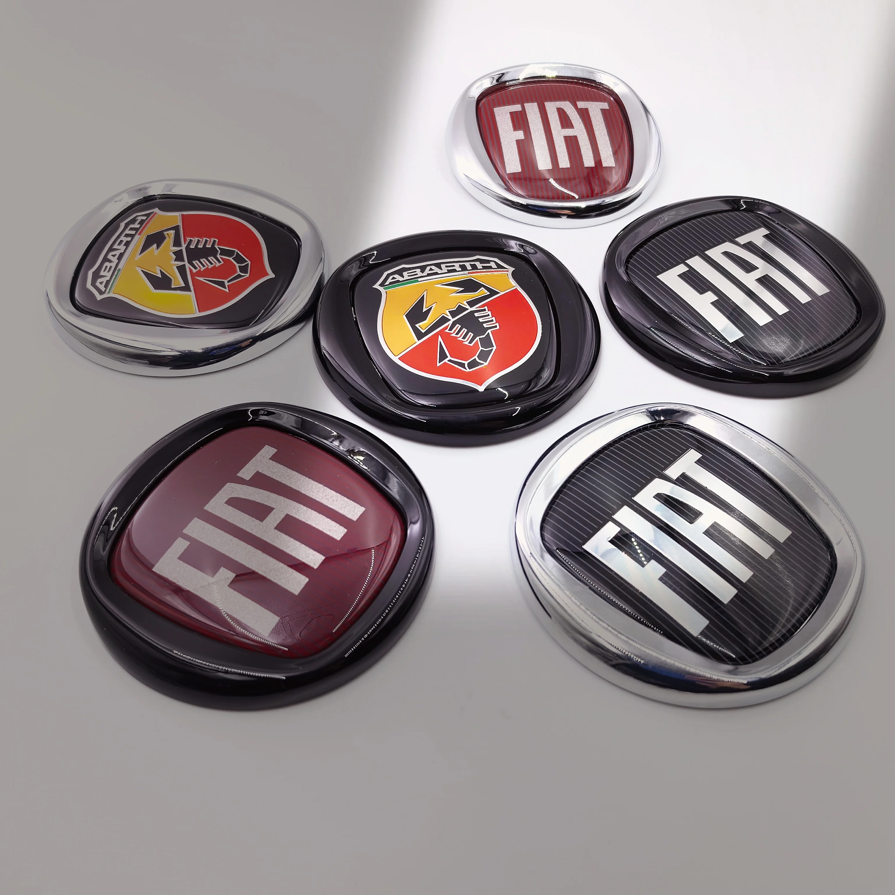 Emblema dell'auto 95mm 9.5cm Distintivo dell'emblema del cofano anteriore dell'auto Distintivo dell'emblema del bagagliaio posteriore Distintivo dell'emblema posteriore del cofano anteriore per fiat