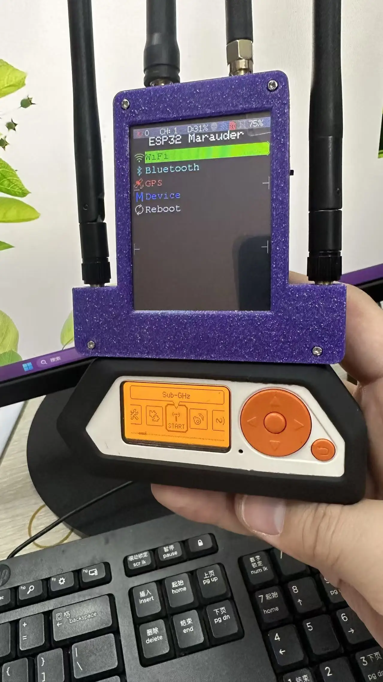 Mit Bedienungsanleitung (Firmware) für das 4-in-1-Erweiterungsboard für Flipper Zero ESP32 Marauder für Flipper Zero - Lehrreich Image