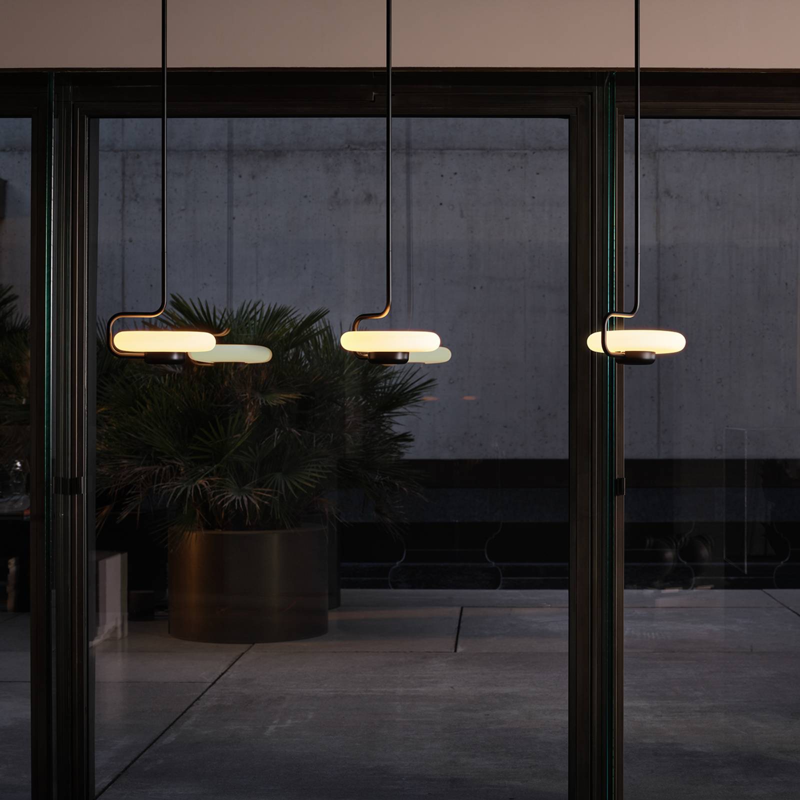 kdln Design Hängelampe TRATTO, dimmbar, schwarz, für Wohn- / Esszimmer, Metall, Design, Pendelleuchte