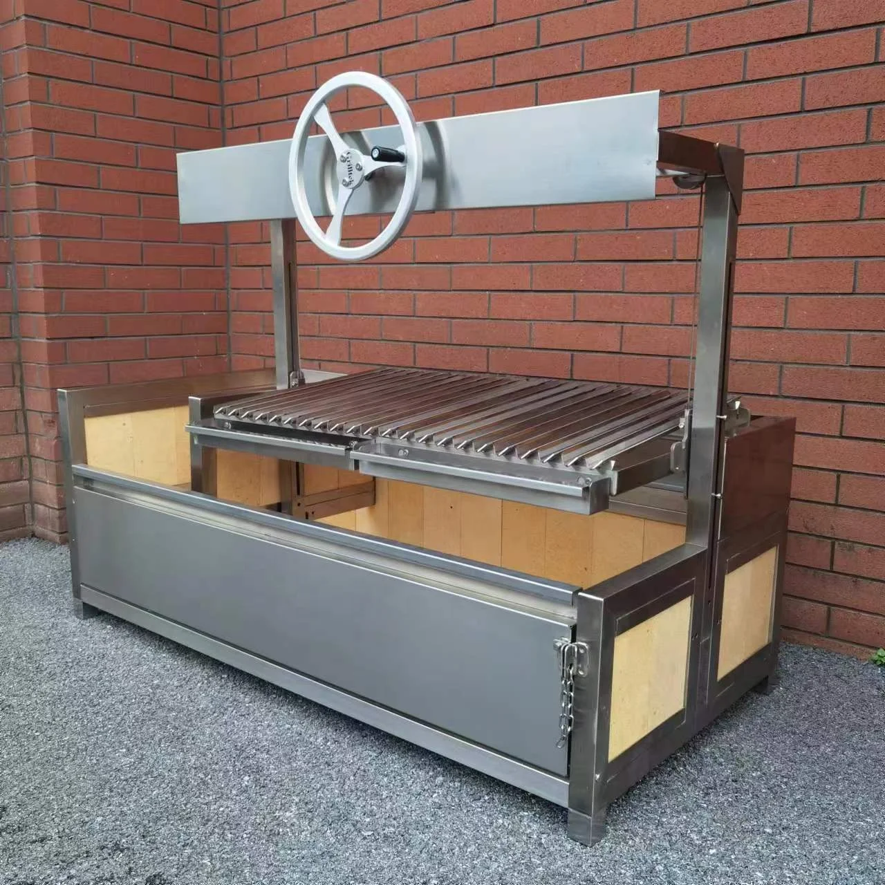 53" Holzkohle-Edelstahl-BBQ-Grill Asado / Parrilla / Santa Maria / Argentinien / Argentinien-Grill mit Brasero-Korb Image