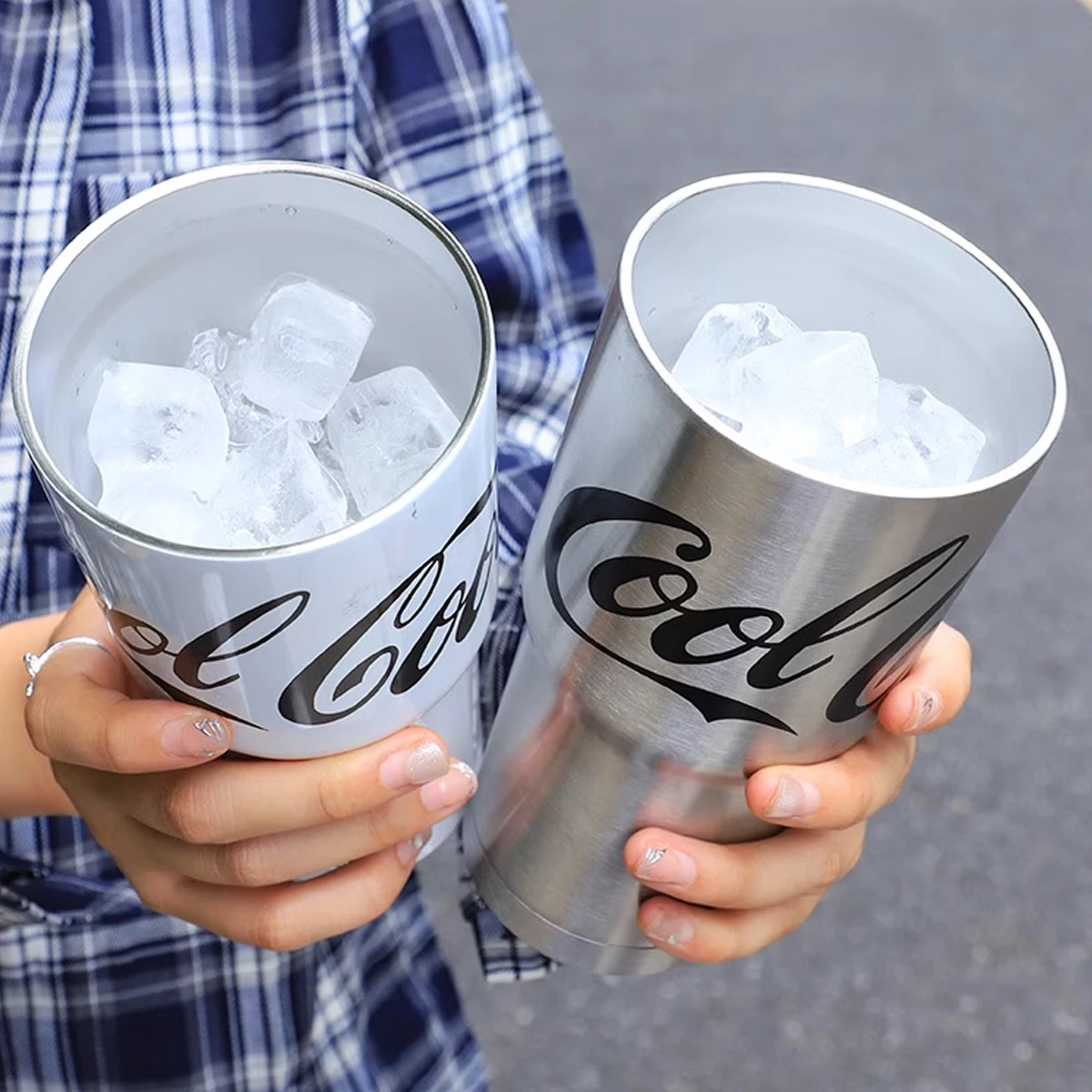 Doppelschichtiger Becher aus Edelstahl 304, großes Fassungsvermögen, 20 Unzen Coca-Cola-Wasserbecher, Becher Image