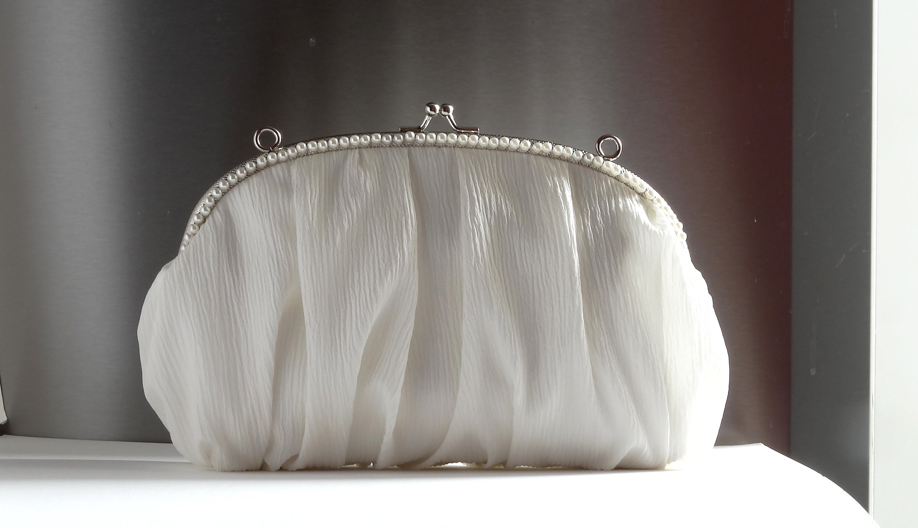 Pochette da sposa color avorio, Pochette da sposa con perle, Borsa da sposa color avorio, Manico con perle, Borsetta da sposa, Borsa da sposa con mono