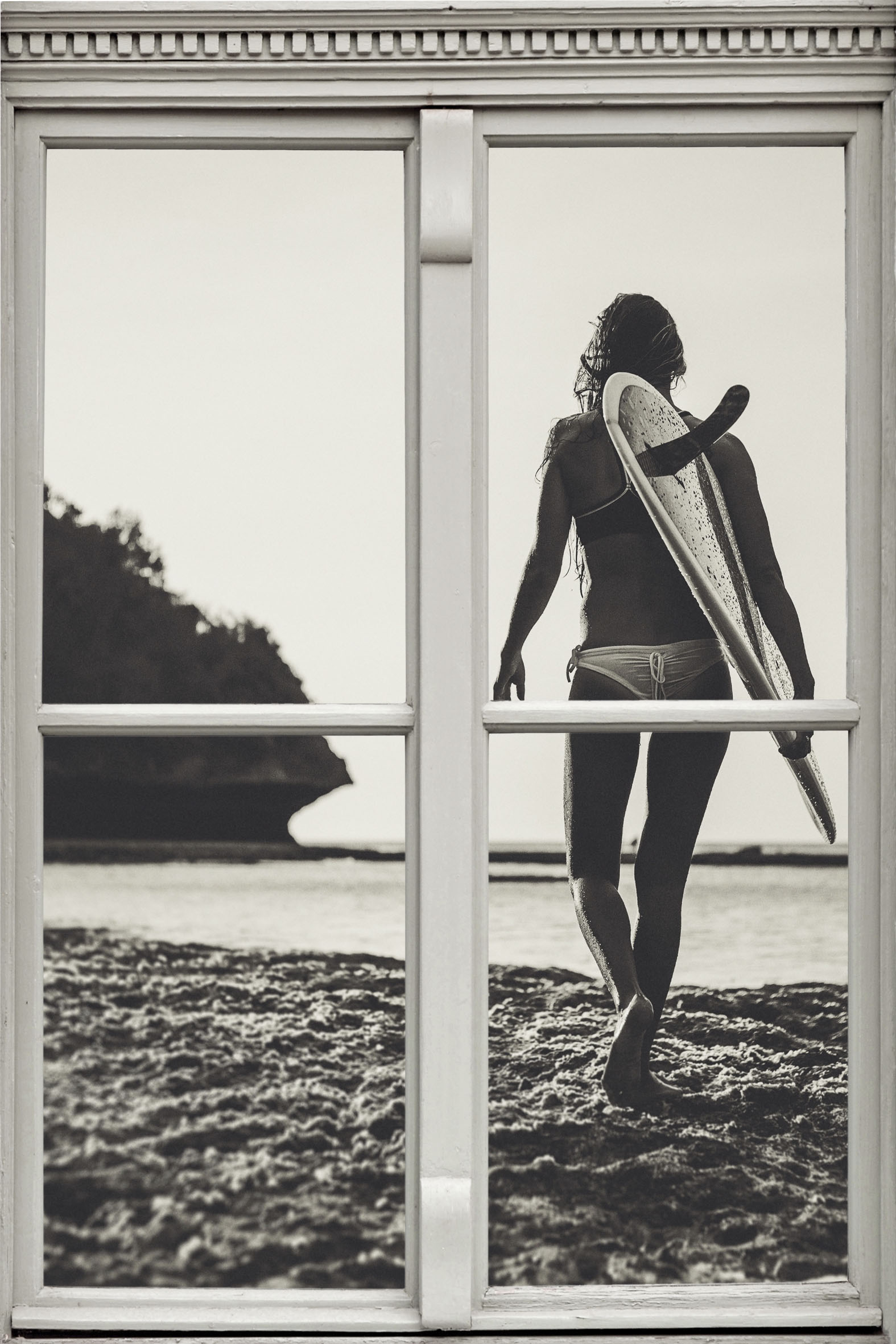 Wandsticker QUEENCE "Surferin", schwarz, B:40cm H:60cm T:0,1cm, Wandtattoos, Wandsticker, Wandbild, selbstklebend, 3D, Fenster