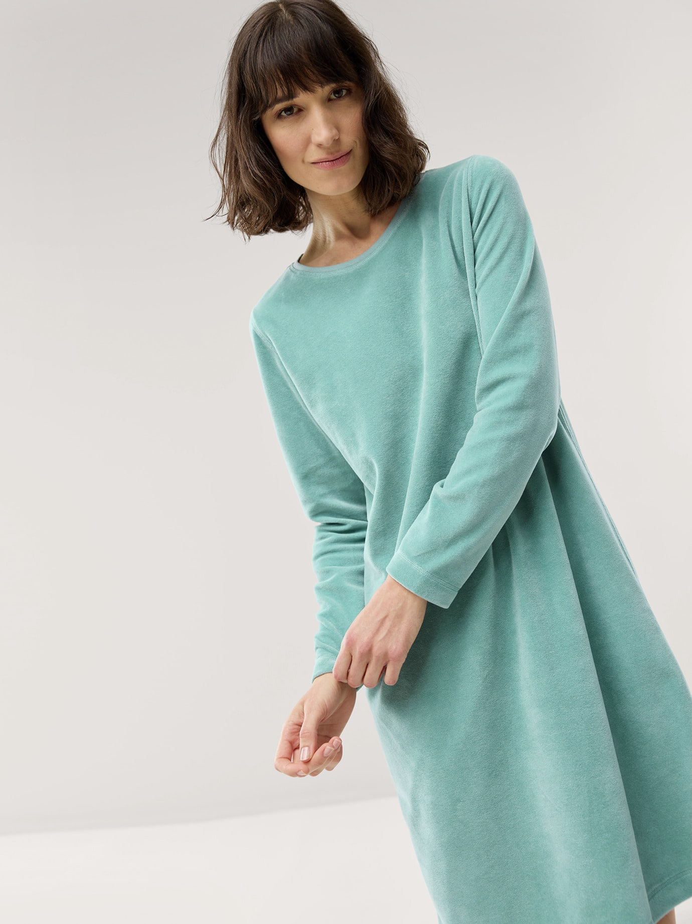 Nicki Kuschel Kleid Image